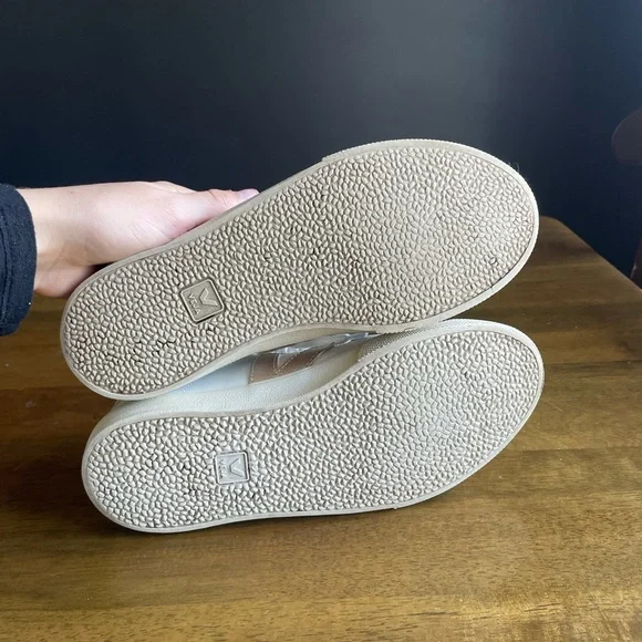 Women's Veja Esplar White and Gold Sneakers - Picture 7 of 9